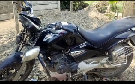 ବ୍ରହ୍ମପୁର ଫାଷ୍ଟ ଗେଟ୍ ଅଟୋ।। ନଗର ହନୁମାନ ମନ୍ଦିର ନିକରେ ବାଇକ୍ - ଏକ୍ସେଲ୍ ମୁହାଁମୁହିଁ ଧକ୍କା,3 ଆହତ ।।