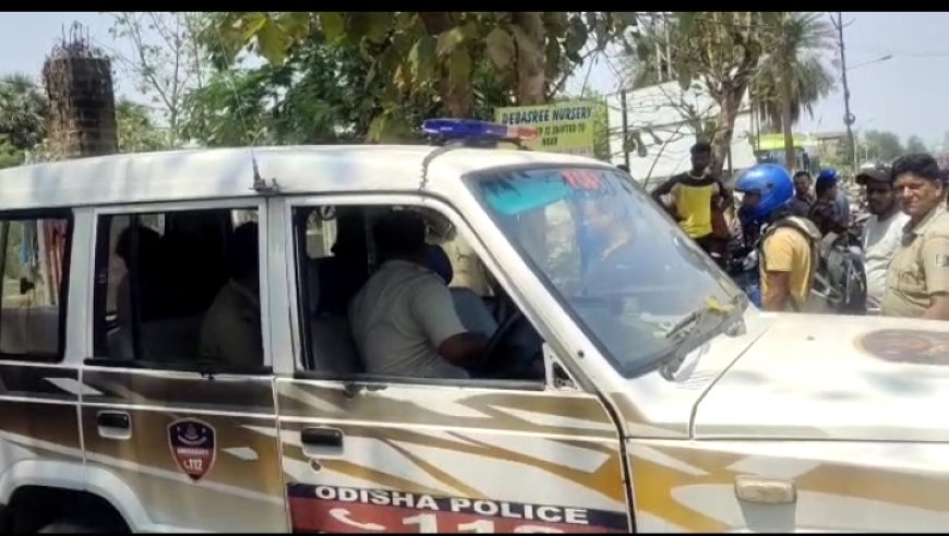ବ୍ରହ୍ମପୁର ଫାଷ୍ଟ ଗେଟ୍ ଅଟୋ।। ନଗର ହନୁମାନ ମନ୍ଦିର ନିକରେ ବାଇକ୍ - ଏକ୍ସେଲ୍ ମୁହାଁମୁହିଁ ଧକ୍କା,3 ଆହତ ।।