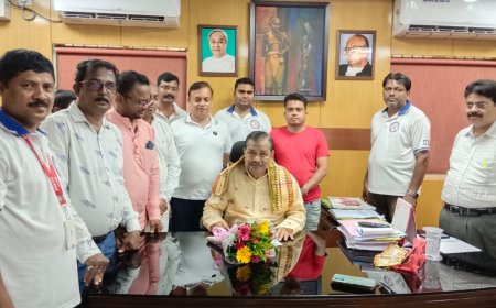 ।। ରାଜ୍ୟ ସୂଚନା ଏବଂ ଲୋକ ସମ୍ପର୍କ ମନ୍ତ୍ରୀ ଙ୍କୁ ଭେଟିଲା ଓଡିଶା ଡିଜିଟାଲ ମିଡ଼ିଆ ମହାସଂଘ ।।