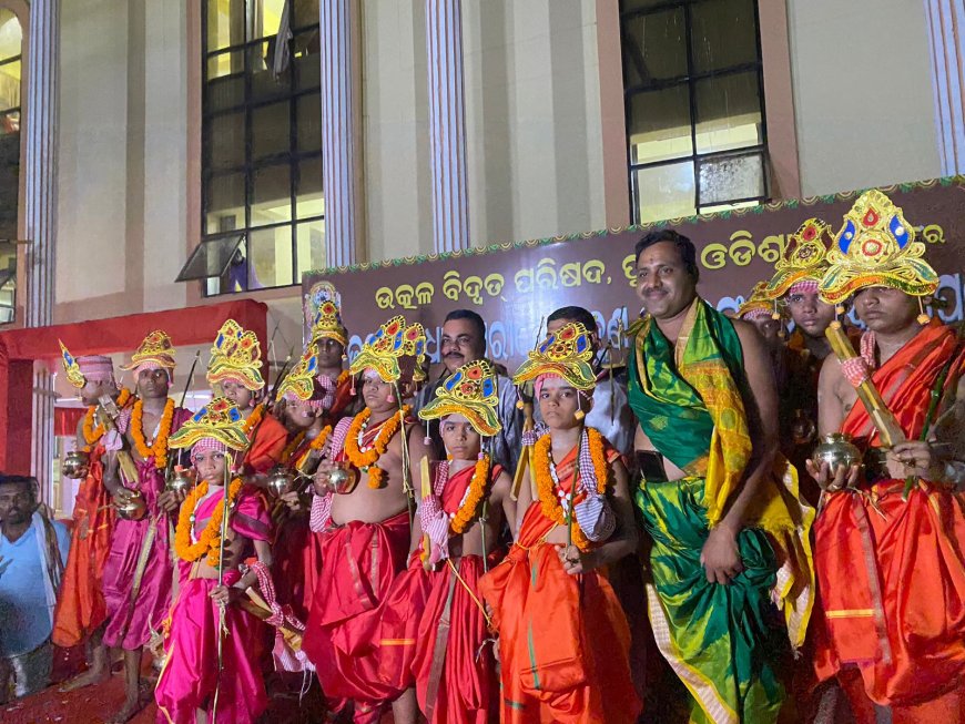 ।। ପୁରୀ ରେ ସାମୁହିକ ବ୍ରତୋପୟନ ଅନୁଷ୍ଠିତ ସାମିଲ ହେଲେ ଦେଶର ୨୧ଜଣ ବ୍ରାହ୍ମଣ ବାଳକ ।।