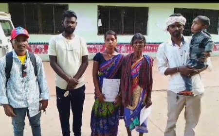 ।। ମଧୁବାବୁ ପେନସନ ପାଇଁ ବାରମ୍ବାର ଅଫିସ କୁ ଦୌଡୁଛନ୍ତି ହେଲେ ବିଡ଼ିଓ ବାବୁଙ୍କ ଦେଖା ନାହିଁ ।।