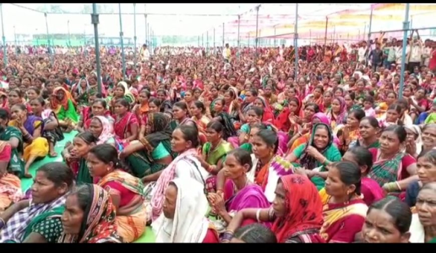 ।। କେନ୍ଦୁପତ୍ର କର୍ମଚାରୀ ସଂଘ ଖରିଆର ଡିଭିଜନ ଶାଖା ତରଫରୁ ଜିଲ୍ଲାପାଳ ଅଫିସ ଘେରାଉ ।।