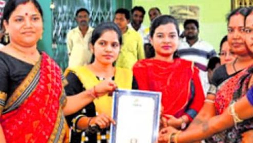 କୋମନା କୃଷି ସୂଚନା ଓ ପରାମର୍ଶ କେନ୍ଦ୍ରଠାରେ ବ୍ୟଞ୍ଜନ ବିଧି ପ୍ରକ୍ରିୟା କରଣ ଅନୁଷ୍ଠିତ