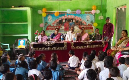 ।। ବିଦ୍ୟାଳୟରେ ଅବସର ଓ ବିଦାୟ କାଳୀନ ସମ୍ବର୍ଦ୍ଧନା ସଭା ।।