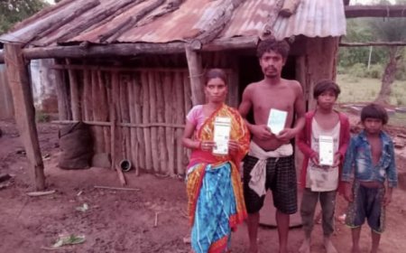 ଆବାସ ଯୋଜନା ଘର ଅପେକ୍ଷାରେ ଗରିବ ପରିବାର