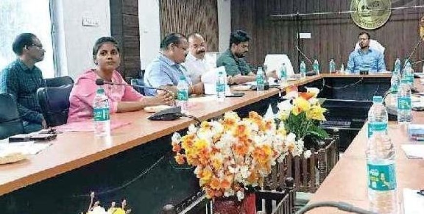 ଜ଼ିଲ୍ଲାପାଳଙ୍କ ସଭାଗୃହରେ ଜ଼ିଲ୍ଲାସ୍ଥରୀୟ ସଡ଼କ ସୁରକ୍ଷା ବୈଠକ ଅନୁଷ୍ଠିତ