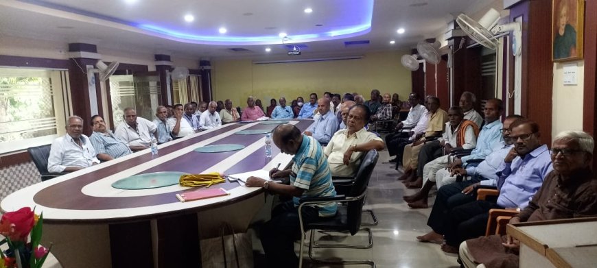 କନ୍ଧମାଳ ଜିଲ୍ଲା ସ୍ତରୀୟ ବରିଷ୍ଠ ନାଗରିକ ସଂଘ ର ବୈଠକ: ବାଲିଗୁଡା ଉପଖଣ୍ଡ ସ୍ତରୀୟ ନୂତନ କର୍ମକର୍ତ୍ତା ନିର୍ବାଚିତ
