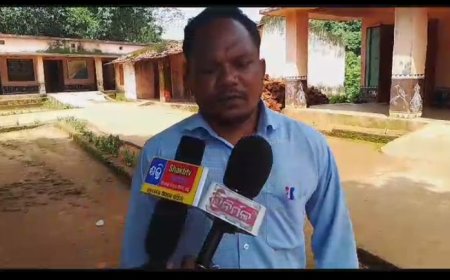 ।। ସିନ୍ଧିପଦର ସରକାରୀ ଉଚ୍ଚ ପ୍ରାଥମିକ ବିଦ୍ୟାଳୟ ଅବ୍ୟବସ୍ଥା ଚାଲିଛି ପାଠ ପଢ଼ା ।।