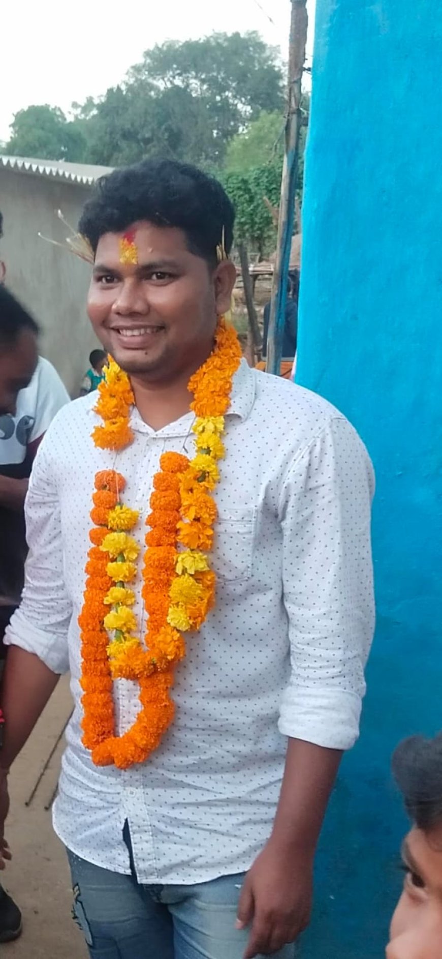 ।। ଥୁଆମୂଲ ରାମପୁର ବ୍ଲକ ରେ ପୁନର୍ବାର ବିଜୁଛାତ୍ର ଜନତା ଦଳର ବ୍ଲକ ସଭାପତି ଭାବରେ ଶ୍ରୀ ସୁଜାନ କୁମାର ନାଏକ ଙ୍କୁ ଦଳ ସ୍ଥିରକରିଛି ।।