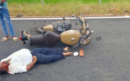 ।। ବିଜୁ ଏକ୍ସପ୍ରେସ୍ ସଡ଼କରେ ଦୁଇ ବାଇକ ମୁହାଁ ମୁହିଁ ଧକ୍କା ରେ ଦୁଇ ବାଇକ ଆରୋହୀଙ୍କ ମୃତ୍ୟୁ ।।