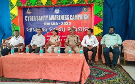 ବିଷମକଟକ ମାଁ ମାର୍କମା ମହାବିଦ୍ୟାଳୟ ରେ ସାଇବର କ୍ରାଇମ୍ ସଚେତନତା କାର୍ଯ୍ୟକ୍ରମ ଅନୁଷ୍ଠିତ