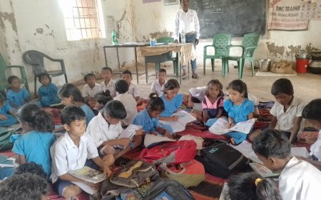 ।। ବଲଙ୍ଗି ପ୍ରାଥମିକ ବିଦ୍ୟାଳୟ ଚାଲିଛି ଗୋଟିଏ କୋଠରୀରେ ପାଞ୍ଚଟି ଶ୍ରେଣୀ ର ଛାତ୍ରଛାତ୍ରୀ ।।