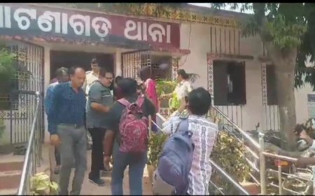 ପାଟଣାଗଡ଼ ଜୋର୍ ସୋର୍ ଚାଲିଥିଲା ଦେହ ଜିବି ବେପାର, ଯୁବତୀ ସହ ଦୁଇ ଜଣକୁ ଗିରଫ କଲା,ପାଟଣାଗଡ ପୋଲିସ୍