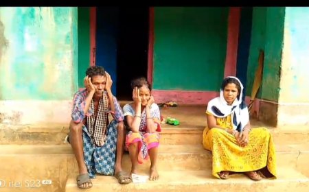 ।। ଅର୍ଥଅଭାବରୁ ଚିକିତ୍ସା ହଇନପାରି ଅସହାୟ ରେ ପଡିରହିଛି କବିତା ମାଝୀ ।।