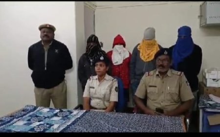 ।। ଦୁଇ ମହିଳା ଶହ ୪ ନକଲି ମାଓବାଦୀ ଗିରଫ, ମାଓବାଦୀ ନାମରେ ଚିଠି ଓ ଫୋନ୍ କରି ୬୦ ଲକ୍ଷ ଟଙ୍କା ମାଗିଥିଲେ, ନଦେଲେ ହତ୍ୟା ଧମକ ଦେଇଥିଲା ।।