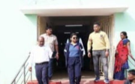 ।। ଦାରିଙ୍ଗବାଡି ବ୍ଲକରେ ବିଭିନ୍ନ ପ୍ରକଳ୍ପ ବୁଲି ଦେଖିଲେ ନବନିଯୁକ୍ତ ଉପଜିଲାପାଳ ।।