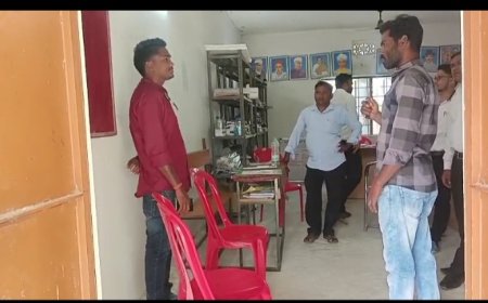 ।।  5T ବିଦ୍ୟାଳୟରେ ଛାତ୍ରଛାତ୍ରୀ ମଧ୍ୟାହ୍ନ ଭୋଜନ ପାଇଁ ହନ୍ତସନ୍ତ ,ଦିଆଯାଉ ନାହିଁ ମଧ୍ୟାହ୍ନ ଭୋଜନ ।।