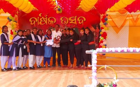 ।। ମୁନିଗୁଡା ସରକାରୀ ଉଚ୍ଛ ଵାଳିକା ବିଦ୍ୟାଳୟ ଏସ ଏସ ଡ଼ି ର ବାର୍ଷିକ ଉତ୍ସବ ଧୁମ୍ ଧାମରେ ପାଳନ କରାଯାଇଛି ।।