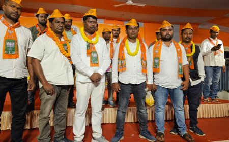 ।। କର୍ମୀଙ୍କ ଭରସା ତୁଟୁଛି  "ହାତ" ରୁ ଧରୁଛନ୍ତି "ପଦ୍ମ" ,ସମର୍ଥକଙ୍କ ସହ ବିଜେପିରେ ଯୋଗ ଦେଲେ ଚାଚେର ମାଝୀ ।।