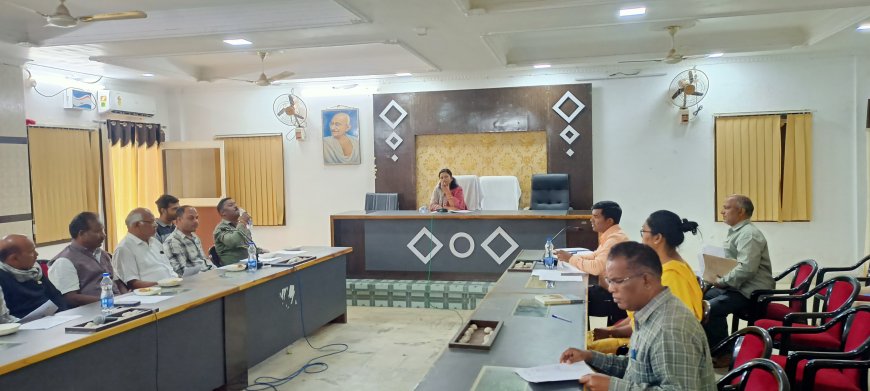 ।। ମତଦାନ କେନ୍ଦ୍ରର ନାମକରଣ ଓ ସ୍ଥାନ ପରିବର୍ତ୍ତନ ସମ୍ପର୍କରେ ରାଜନୈତିକ ଦଳକୁ ନେଇ ବୈଠକ ।।