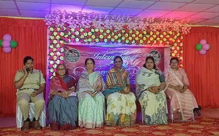 ।। ଖରିଆର ରୋଡ ଟାଉନ ହଲ ଠାରେ ମହିଳା ଦିବସ ଅନୁଷ୍ଠିତ ।।