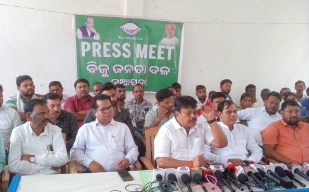 ।। ବିଜୁ ଜନତା ଦଳ ତରଫରୁ ସାମ୍ବାଦିକ ସମ୍ମିଳନୀ, ଦଳ ବିରୋଧୀ ନେତାଙ୍କ ଉପରେ କାର୍ଯ୍ୟନୁଷ୍ଠାନ ଦାବି ।।