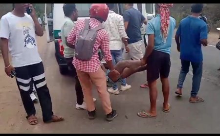 ଦୃତ ଗତିରେ ଏକ ବାଇକ ଭାରସାମ୍ୟ ହରାଇ ଦୁର୍ଘଟଣା ଗ୍ରସ୍ତ