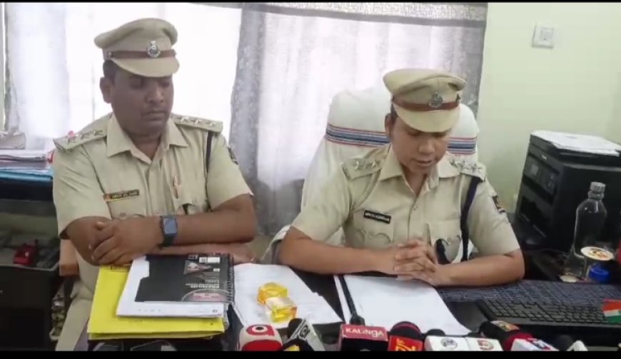 ।। ୫ ସହ ଲିଟର ଦେଶୀ ରନ୍ଧା ମଦ ଜବତ ସହ ୧୪ ସହ ଲିଟର ରନ୍ଧା ମଦ ପ୍ରସ୍ତୁତ ପାଇଁ ଥିବା ମହୁଲ ପୋଚ ନଷ୍ଟ କଲା ପୋଲିସ ।।