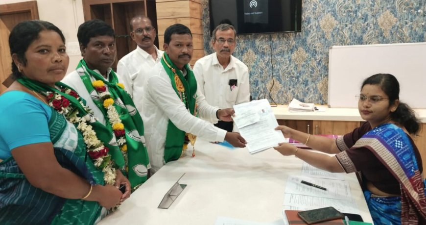 ।। ଚତୁର୍ଥ ଦିନରେ ବିଜେଡିର ଚକ୍ରମଣି ବିରାଟ ପଟୁଆରରେ ଆସି ପ୍ରାର୍ଥୀପତ୍ର ଦାଖଲ କଲେ ।।