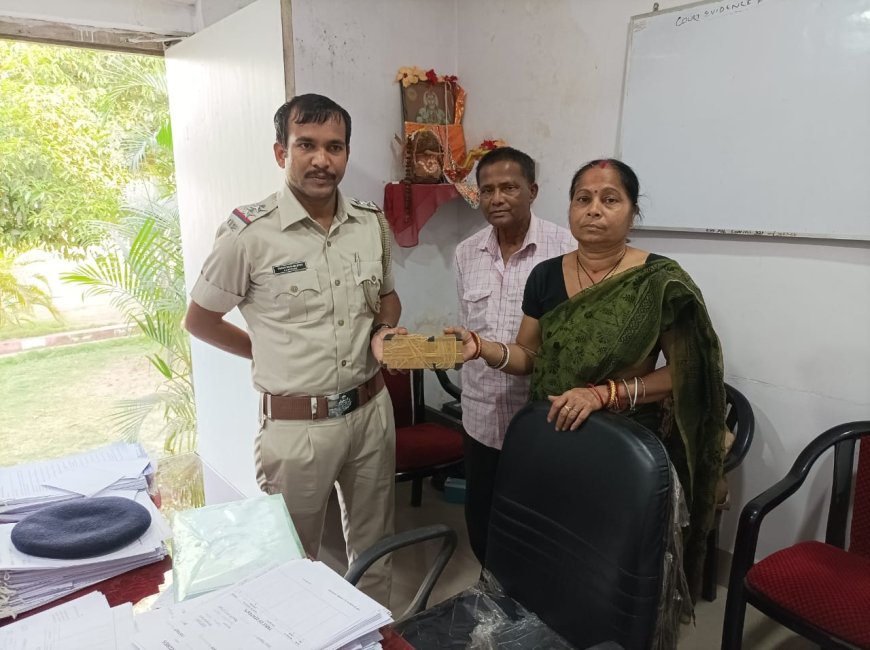 ।। ପୁଣି ଉଠିଲା ସମାଜସେବୀ ରୋଜାଲିନ ସାହୁ ହତ୍ୟା ମାମଲା,ନବୀନ ଡାକି ଉତ୍ତର ଦେଇ ପାରିଲେନି ।।