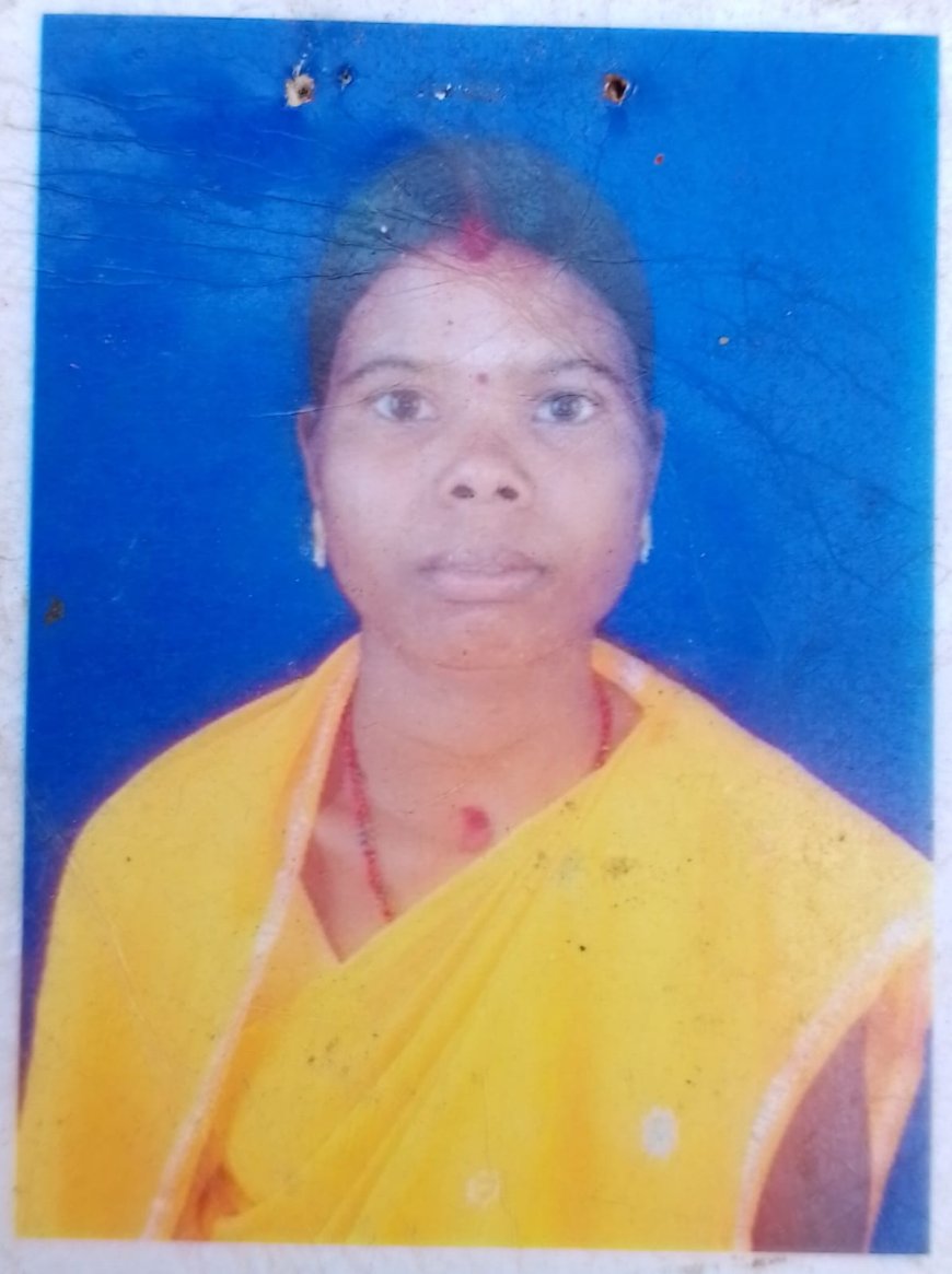 ।। ପ୍ରେମିକ ପ୍ରେମ ମିଠା ଲାଗିଲା ସେଥି ପାଇଁତ ସୁକାନ୍ତି ଦୁଇ ଛୁଆ କୁ ଛାଡ଼ି ନିଜ ପ୍ରେମିକ ସହିତ ଗଲା ।।
