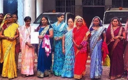 ମୋ ପୋଖରୀ କାମରେ ଅନିୟମିତତା ନେଇ ଜ଼ିଲ୍ଲାପାଳଙ୍କ ଠାରେ ଅଭିଯୋଗ କଲେ ମହିଳା ଗୋଷ୍ଠୀ