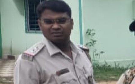 ।। ଭିଜିଲାନ୍ସ ଜାଲରେ କୁଜଙ୍ଗ ଥାନା ଏସ ଆଇ ।।(ମାମଲାକୁ ରଫାଦଫା କରିବା ପାଇଁ ମୋଟା ଅଙ୍କର ଟଙ୍କା ନେଇ ଭିଜିଲାନ୍ସ ଜାଲରେ ଧରାପଡିଲେ କୁଜଙ୍ଗ ଥାନା ଏସ୍ଆଇ।)