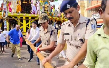 ।। ଦ୍ଵିତୀୟ ଶ୍ରୀକ୍ଷେତ୍ର ବାରିପଦାରେ ବାହୁଡା଼ ଯାତ୍ରା ରେ କାଳିଆ,ସୁଭଦ୍ରା, ଓ ବଳଭଦ୍ର ବାହୁଡିଲେ ଶ୍ରୀମନ୍ଦିର କୁ । ଦର୍ଶନ ପାଇଁ ଭକ୍ତ ଭାବ ବିହଳ ।