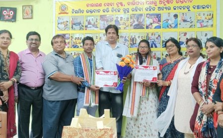 ।।  ଜନ୍ମଦିନରେ ଦମ୍ପତିଙ୍କ ରକ୍ତଦାନ ଓ ବୃକ୍ଷରୋପଣ ।।