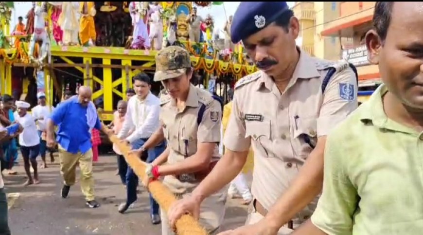 ।। ଦ୍ଵିତୀୟ ଶ୍ରୀକ୍ଷେତ୍ର ବାରିପଦାରେ ବାହୁଡା଼ ଯାତ୍ରା ରେ କାଳିଆ,ସୁଭଦ୍ରା, ଓ ବଳଭଦ୍ର ବାହୁଡିଲେ ଶ୍ରୀମନ୍ଦିର କୁ । ଦର୍ଶନ ପାଇଁ ଭକ୍ତ ଭାବ ବିହଳ ।