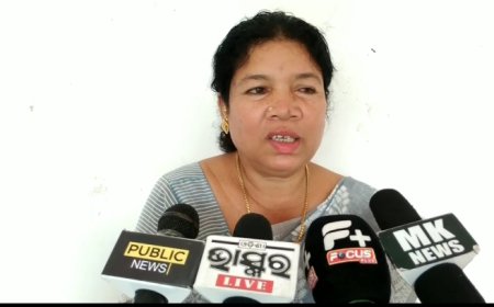 ।। କୋରାପୁଟ ପଞ୍ଚାୟତ ସମିତି ବୈଠକ ମନମୁଖୀ ଶାସନ ହେଲେ ବ୍ଲକ ଅଫିସ ତାଲା ପଡ଼ିବ ବୋଲି କହିଲେ ଅଧ୍ୟକ୍ଷା ।।