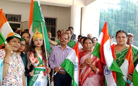 ।। ନୂଆପଡା ରେ ହର ଘର ତ୍ରିରଙ୍ଗା ଶୋଭାଯାତ୍ରା ।।