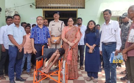 ।। ଚନ୍ଦ୍ରପୁର ବ୍ଲକ ସଦର ମହକୁମା ଠାରେ ଜିଲ୍ଲାପାଳ, ରାୟଗଡଙ୍କ ଯୁଗ୍ମ ଅଭିଯୋଗ ଶୁଣାଣି ଅନୁଷ୍ଠିତ ।।