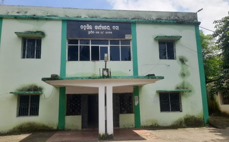 ।। ଦୁର୍ନୀତିର ଗନ୍ତାଘର ପାଲଟିଛି ବରୀ ତହସିଲ କାର୍ଯ୍ୟାଳୟ ।।