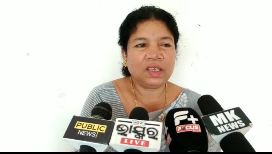 ।। କୋରାପୁଟ ପଞ୍ଚାୟତ ସମିତି ବୈଠକ ମନମୁଖୀ ଶାସନ ହେଲେ ବ୍ଲକ ଅଫିସ ତାଲା ପଡ଼ିବ ବୋଲି କହିଲେ ଅଧ୍ୟକ୍ଷା ।।