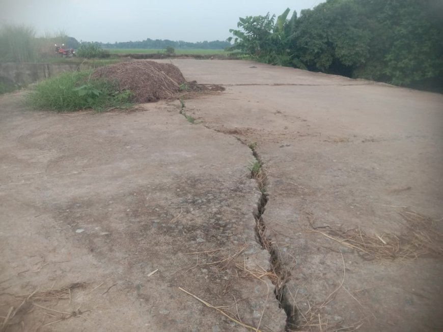 ।। ନିମ୍ନମାନର କାମ ସାଇଡି ୱାଲ ଫାଟି ଆଁ ।।