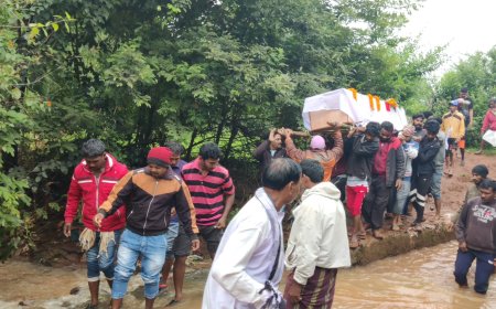 ।।ମୁଖିବିଡେଇ ଗ୍ରାମର ଡମ୍ବ ଗାଡ ରାସ୍ତା ଅତି ଦୟନୀୟ ଅବସ୍ଥା ।।