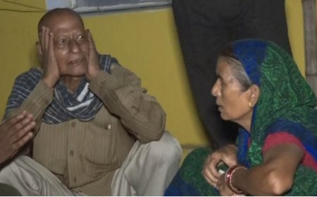 ପୁଅ ବହୁଙ୍କ ନିର୍ଯ୍ୟାତନା ସହି ନପାରି ବୃଦ୍ଧ ପିତାମାତା ରାସ୍ତା ରେ ଖୋଜି ବୁଲୁଛନ୍ତି ଜରା ନିବାସ।