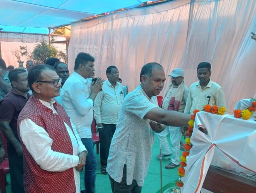 ।। ସ୍ବର୍ଗତ ଗଗନ ବିହାରୀ ସାମଲ ଙ୍କ ଏକାଦଶ କାର୍ଯ୍ୟକ୍ରମ ରେ ଯୋଗ ଦେଲେ ସାଂସଦ ରବୀନ୍ଦ୍ର ନାରାୟଣ ବେହେରା ।।