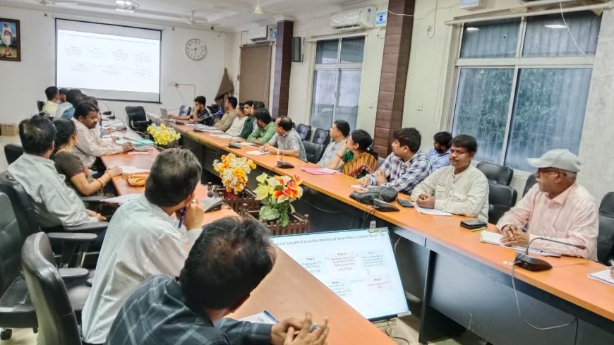 "ସ୍ଵଚ୍ଛତା ହିଁ ସେବା" ପକ୍ଷ ପାଳନ ର ସଫଳ ଆୟୋଜନ ନିମନ୍ତେ ନୂଆପଡା ରେ ଜିଲ୍ଲା ସ୍ତରୀୟ ପ୍ରସ୍ତୁତି ବୈଠକ