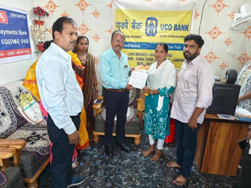 ନୂଆପଡା ଜିଲ୍ଲାପାଳଙ୍କ ଅଚାନକ ମୋ ସେବା କେନ୍ଦ୍ର ପରିଦର୍ଶନ