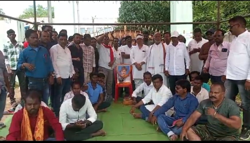।। ନବରଙ୍ଗପୁର ଜିଲ୍ଲାଭିତ୍ତିକ ନିଯୁକ୍ତି ନେଇ ନବରଙ୍ଗପୁର ଜିଲ୍ଲାମିଳିତ ମଞ୍ଚ ତରଫରୁ ଗଣ ଧାରଣା ଓ ଆନ୍ଦୋଳନ ।।