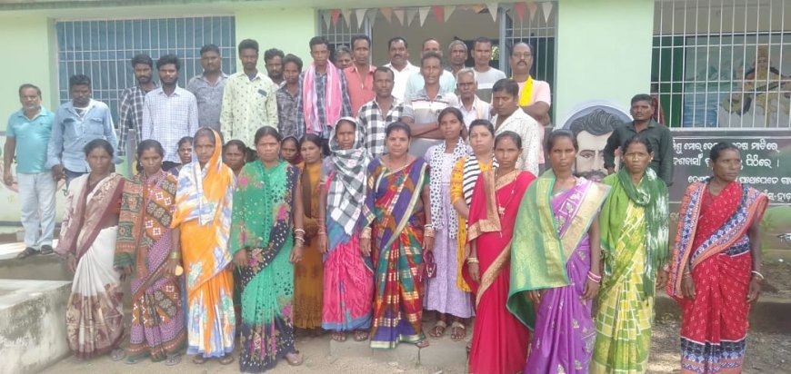 ମାଣିକେଶ୍ଵରୀ ବିଦ୍ୟାପୀଠ କୁଟ୍ରାଗଡ ବିଦ୍ୟାଳୟ ରେ ଛାତ୍ର ଛାତ୍ରୀ ମାନଙ୍କ ପିତା ମାତା ଓ ଅଭିଭାବକ ମାନଙ୍କୁ ନେଇ ଏକ ବୈଠକ ଅନୁଷ୍ଠିତ