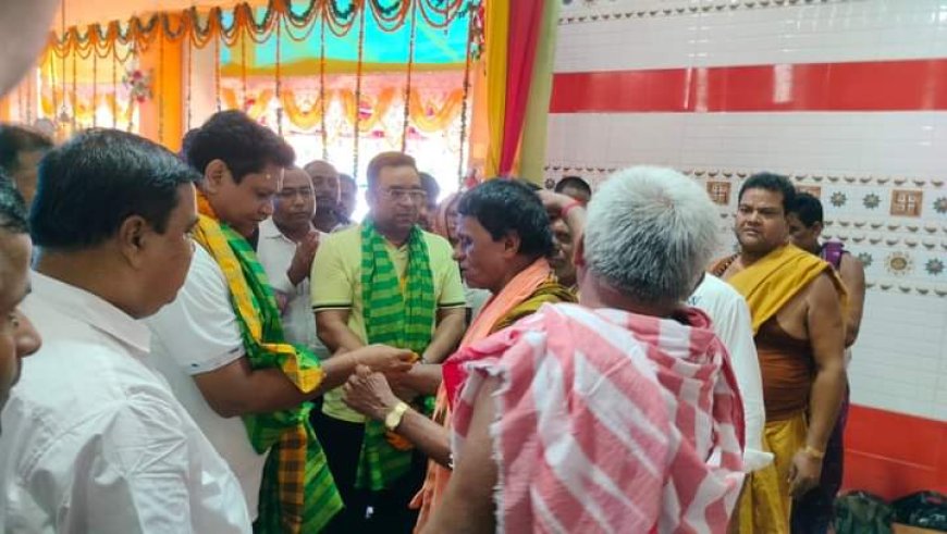 ।। ବିଭିନ୍ନ ପୂଜା ମଣ୍ଡପ ବୁଲିଲେ ବରୀରେ ବବି ଓ ବିଶ୍ୱ ।।